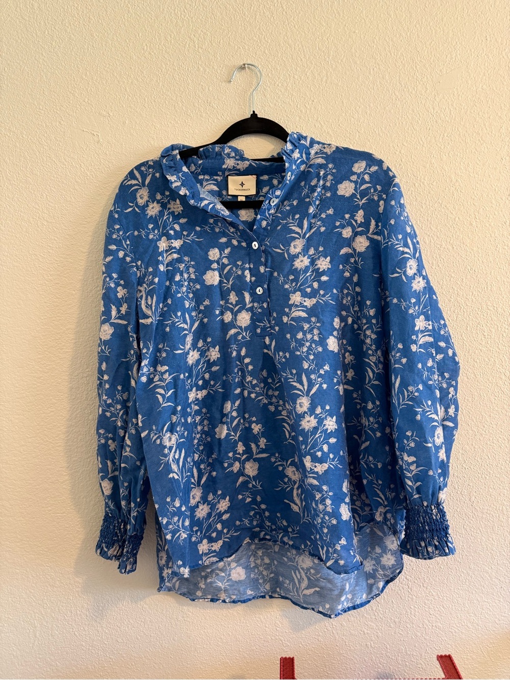 Tuckernuck Blue Floral Button Pullover Blouse